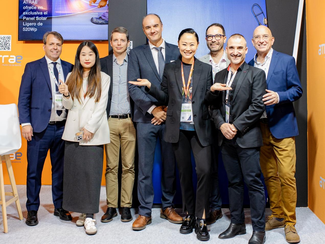 「轻盈、灵活、创新」品诚晶曜闪耀GENERA 2025，释放轻质光伏“引力场”